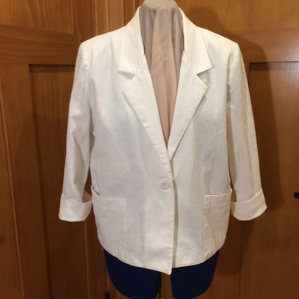 The Petite Idea White Unlined Blazer 12P